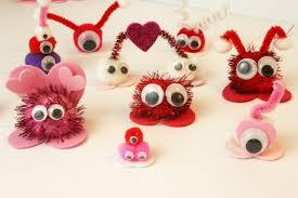 love bugs - pompoms with googly eyes on felt feet with pipe cleaner antennae