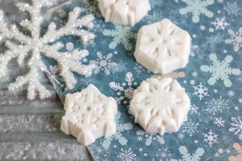 Let's make snowflake scented soap.
