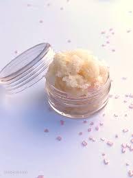 sugar lip scrub in container