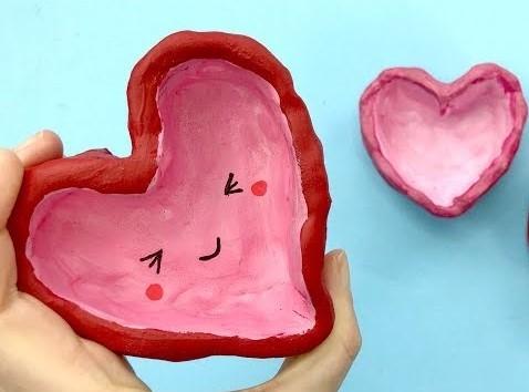 heart pinch pots